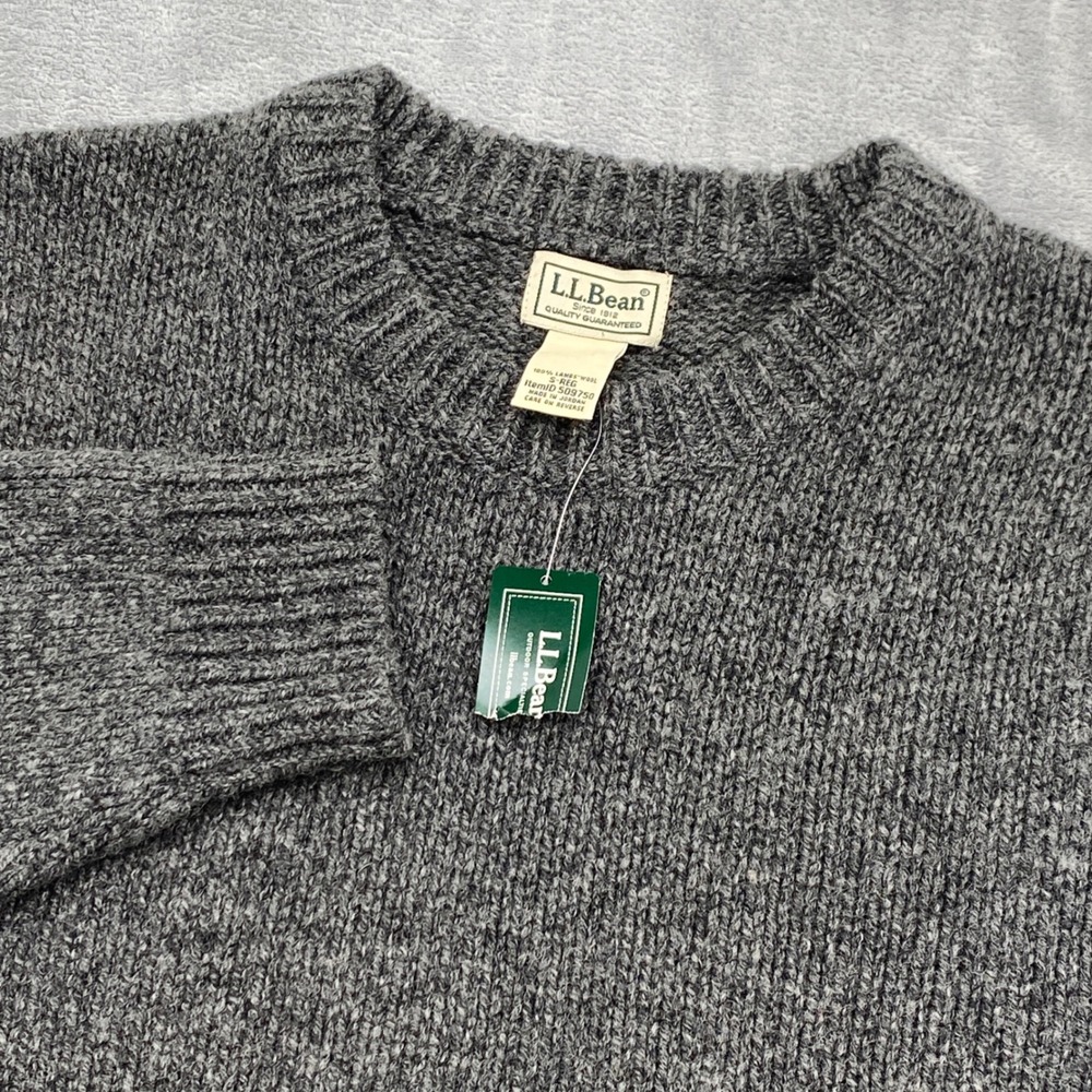 LL Bean Mens Small Gray 100% Lambswool Crewneck Sweater 509750 Charcoal Marl